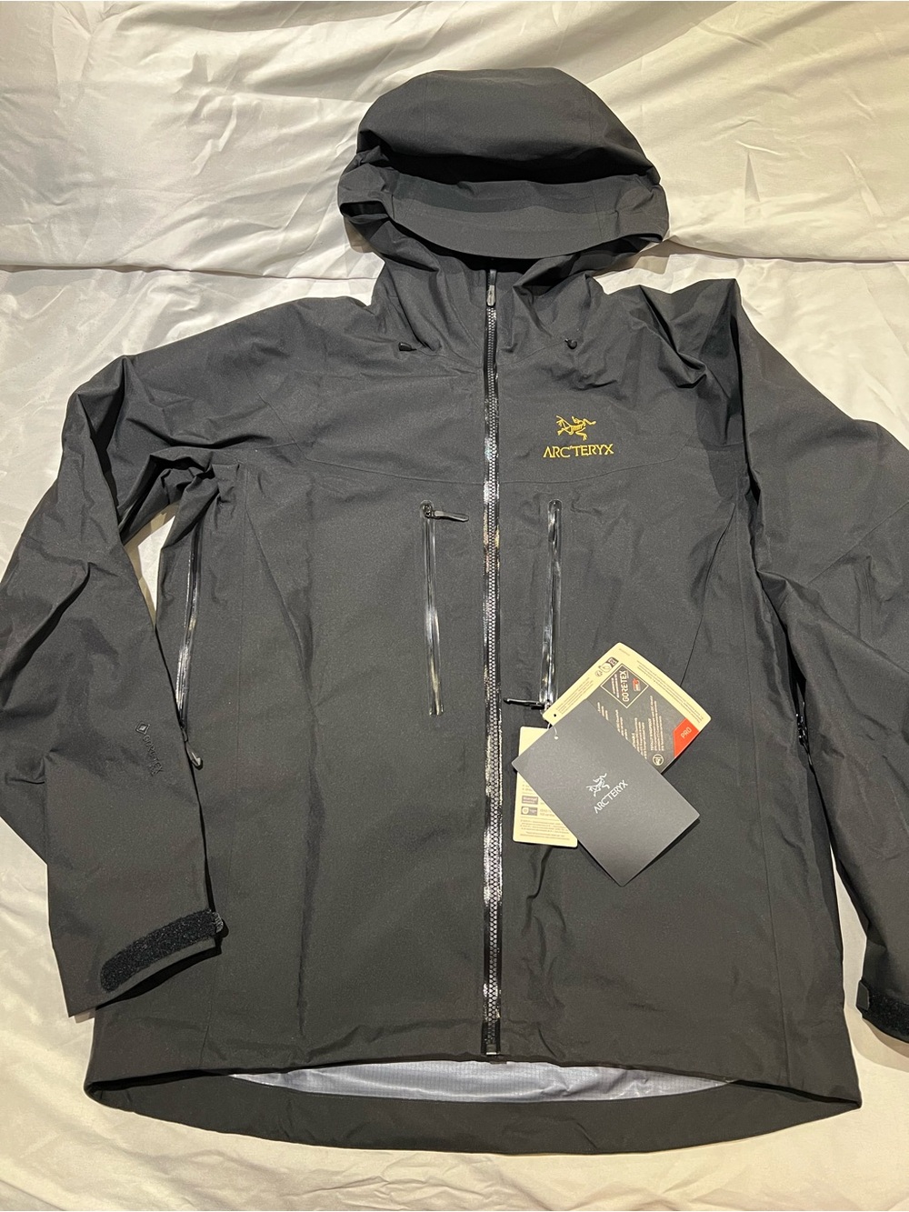Arc’teryx Alpha SV 24K mens jacket made in Canada